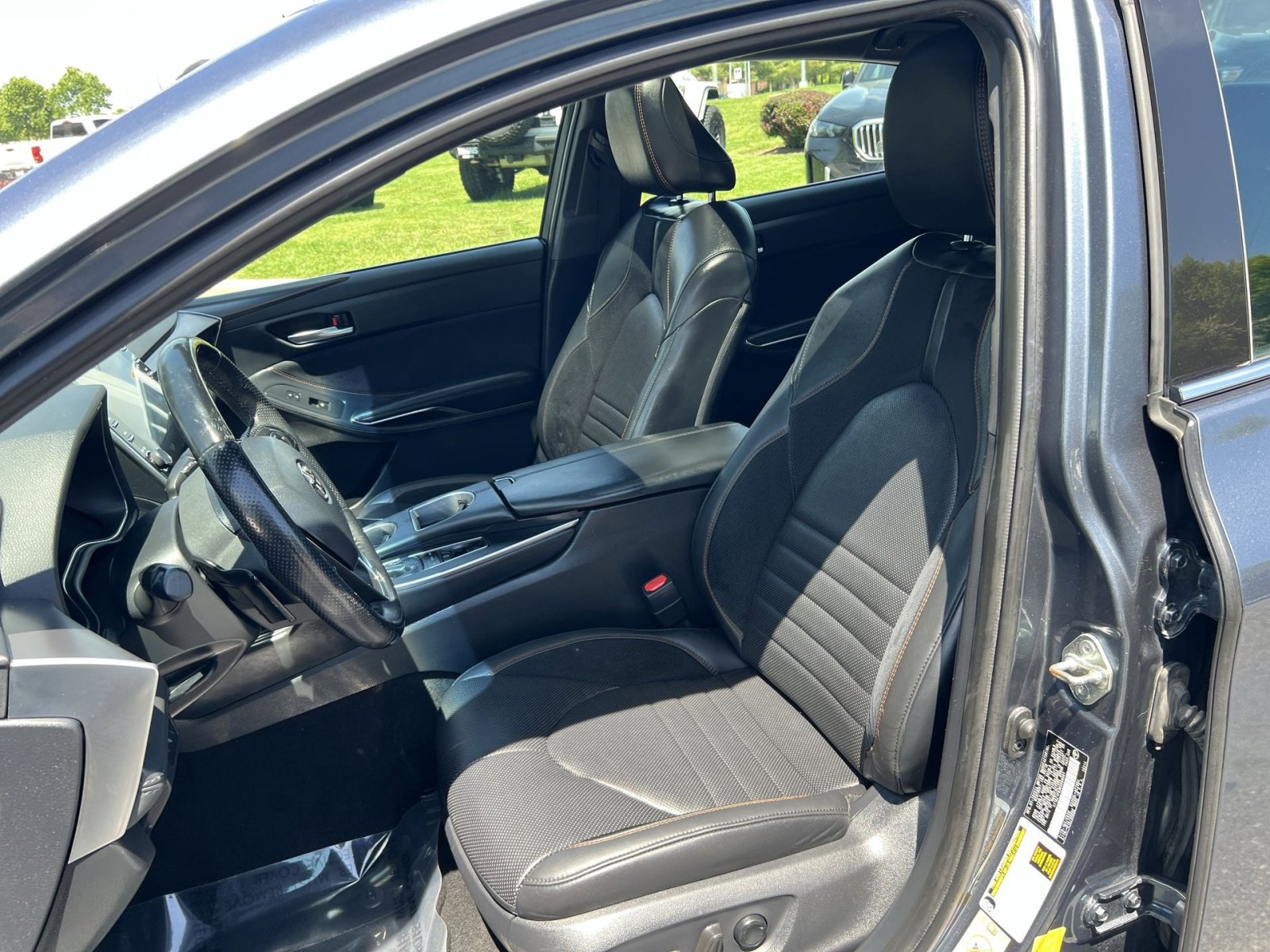 Used 2019 Toyota Avalon XSE w/ All Weather Liner Package FWD image 13