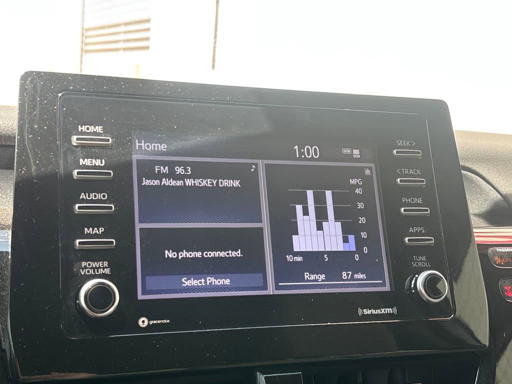 Used 2023 Toyota Camry SE image 13