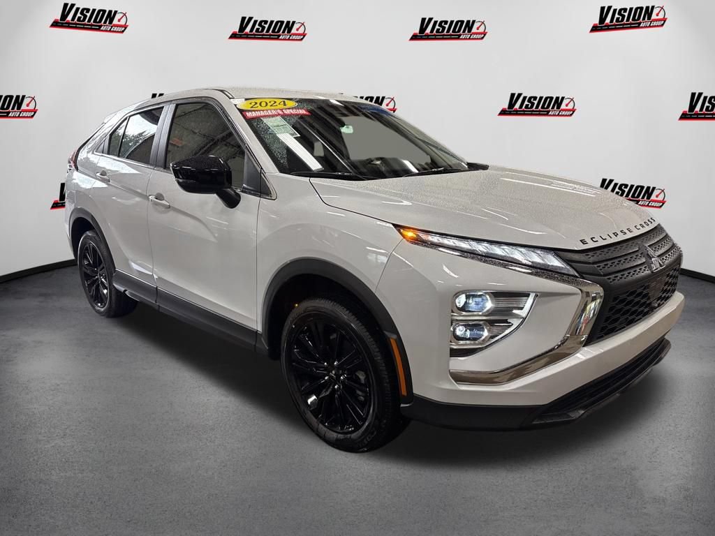 Used 2024 Mitsubishi Eclipse Cross LE AWD/4WD image 3