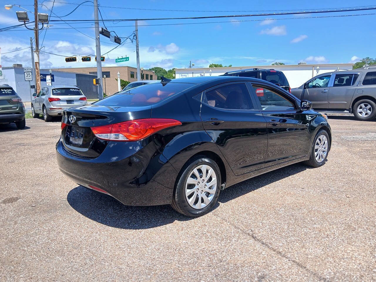 Used 2012 Hyundai Elantra GLS w/ Comfort Pkg 2 FWD image 8