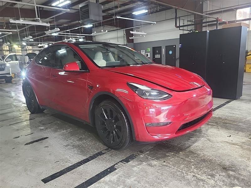Used 2023 Tesla Model Y Long Range AWD/4WD image 3