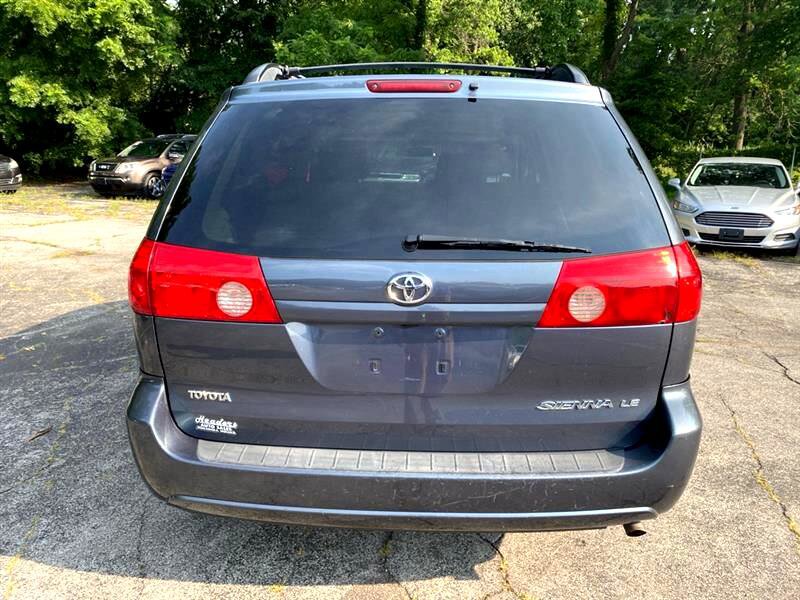Used 2010 Toyota Sienna CE image 3
