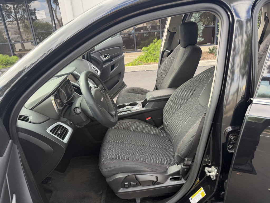 Used 2017 GMC Terrain SLE FWD image 11