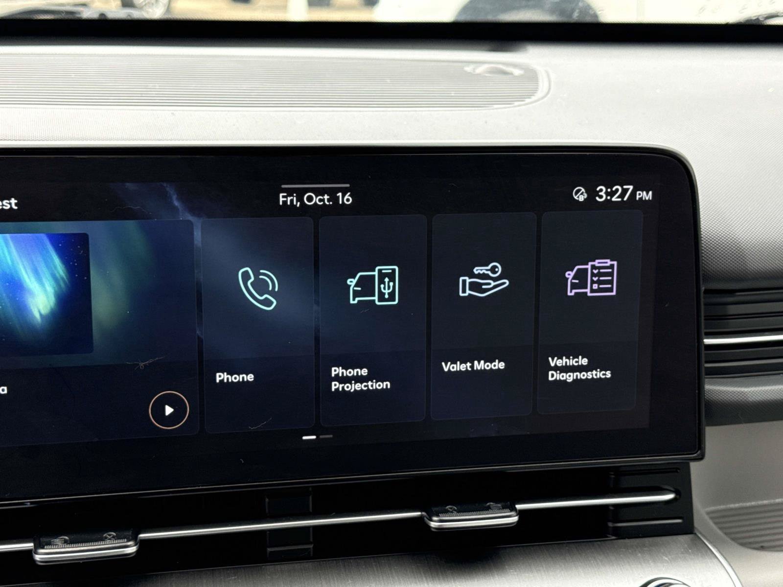 Used 2024 Hyundai Kona SEL FWD image 29