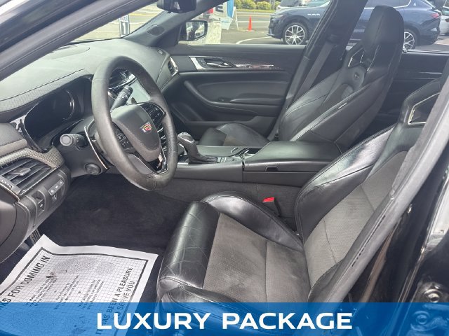 Used 2018 Cadillac CTS V w/ Carbon Fiber Package RWD image 10