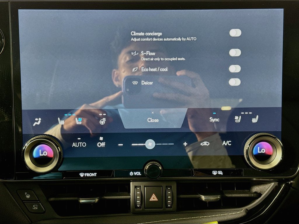 New 2026 Lexus NX 350 F Sport AWD/4WD image 14