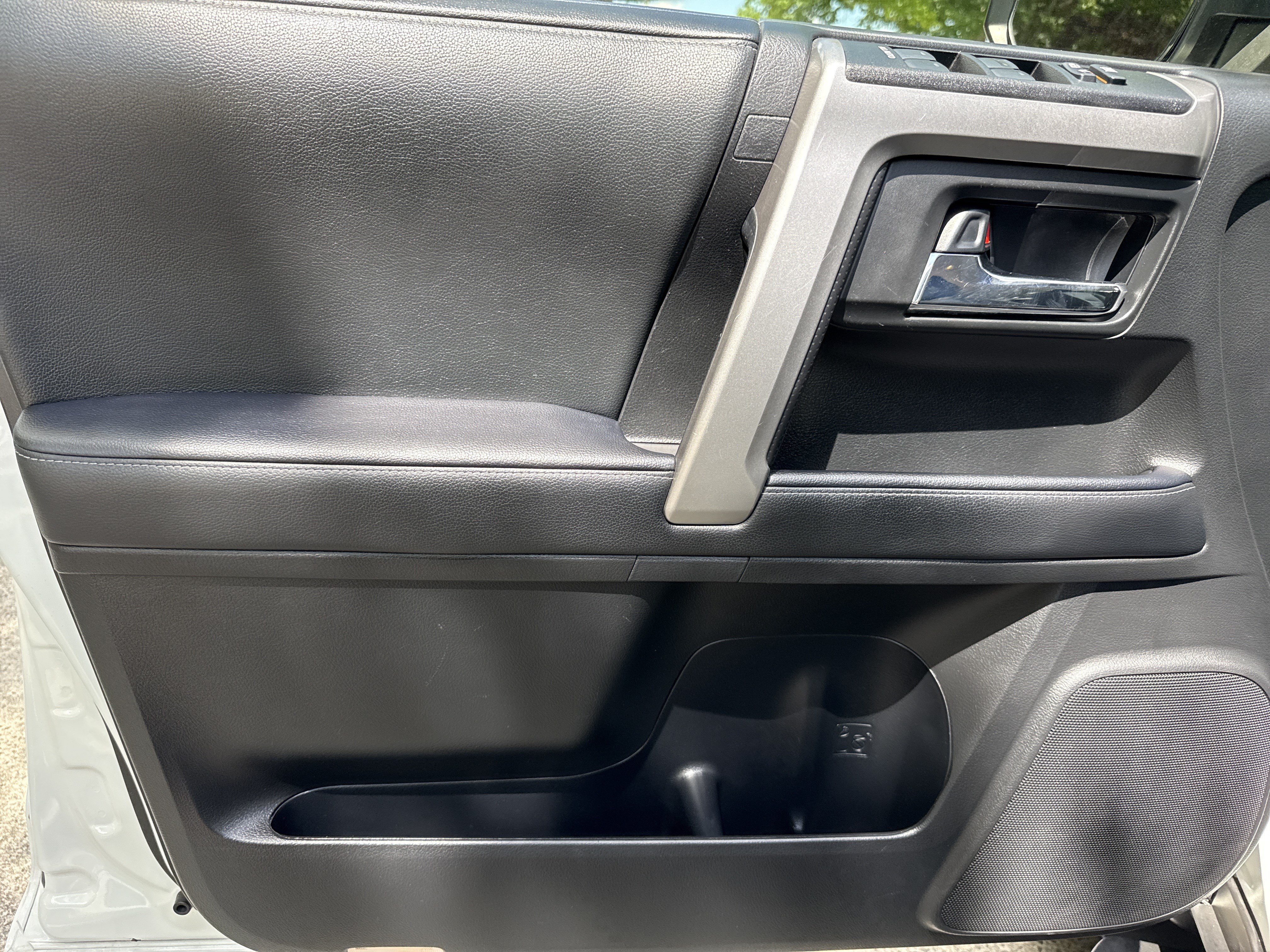 Used 2021 Toyota 4Runner SR5 Premium AWD/4WD image 10