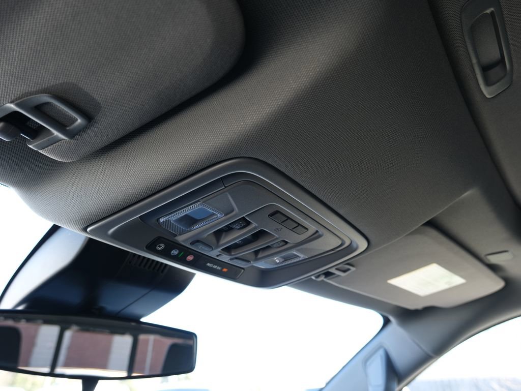 Used 2025 Chevrolet Silverado 1500 LT Trail Boss w/ Convenience Package II image 18