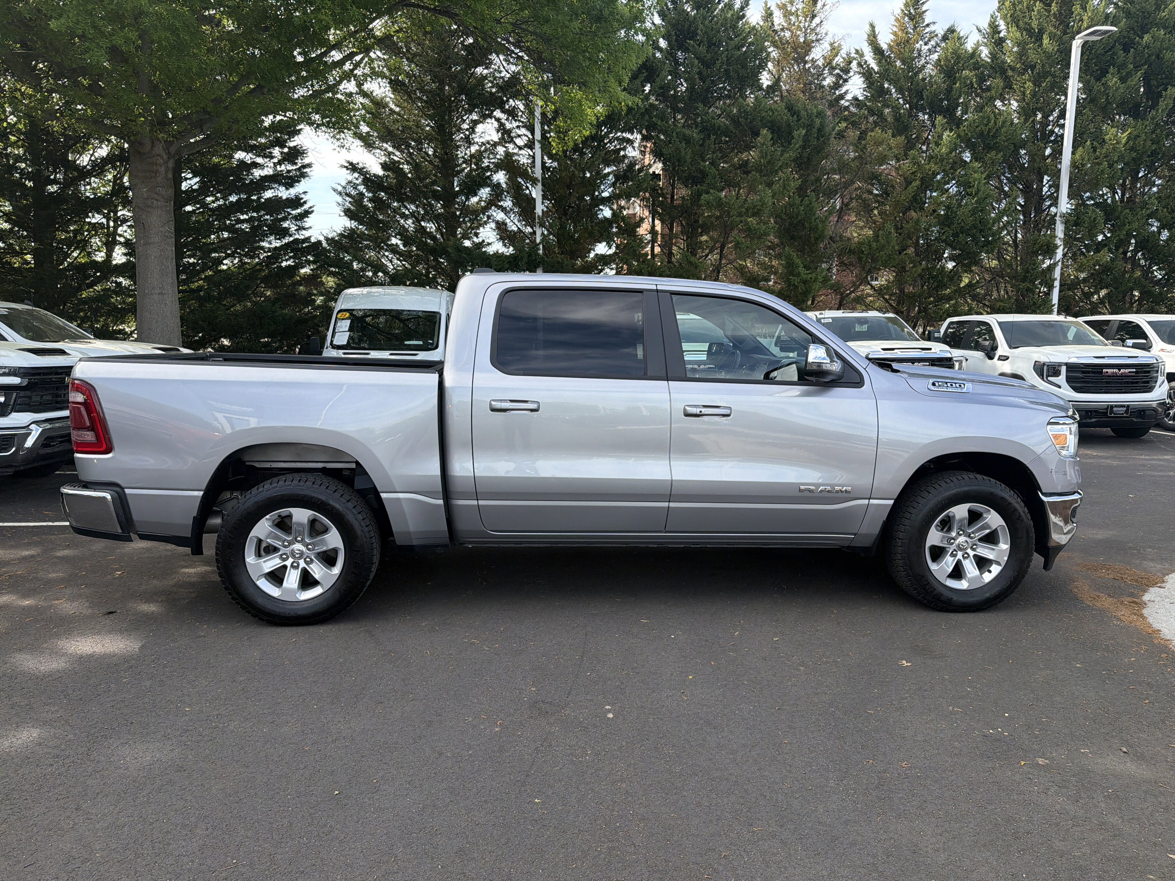 Used 2024 RAM 1500 Laramie image 11