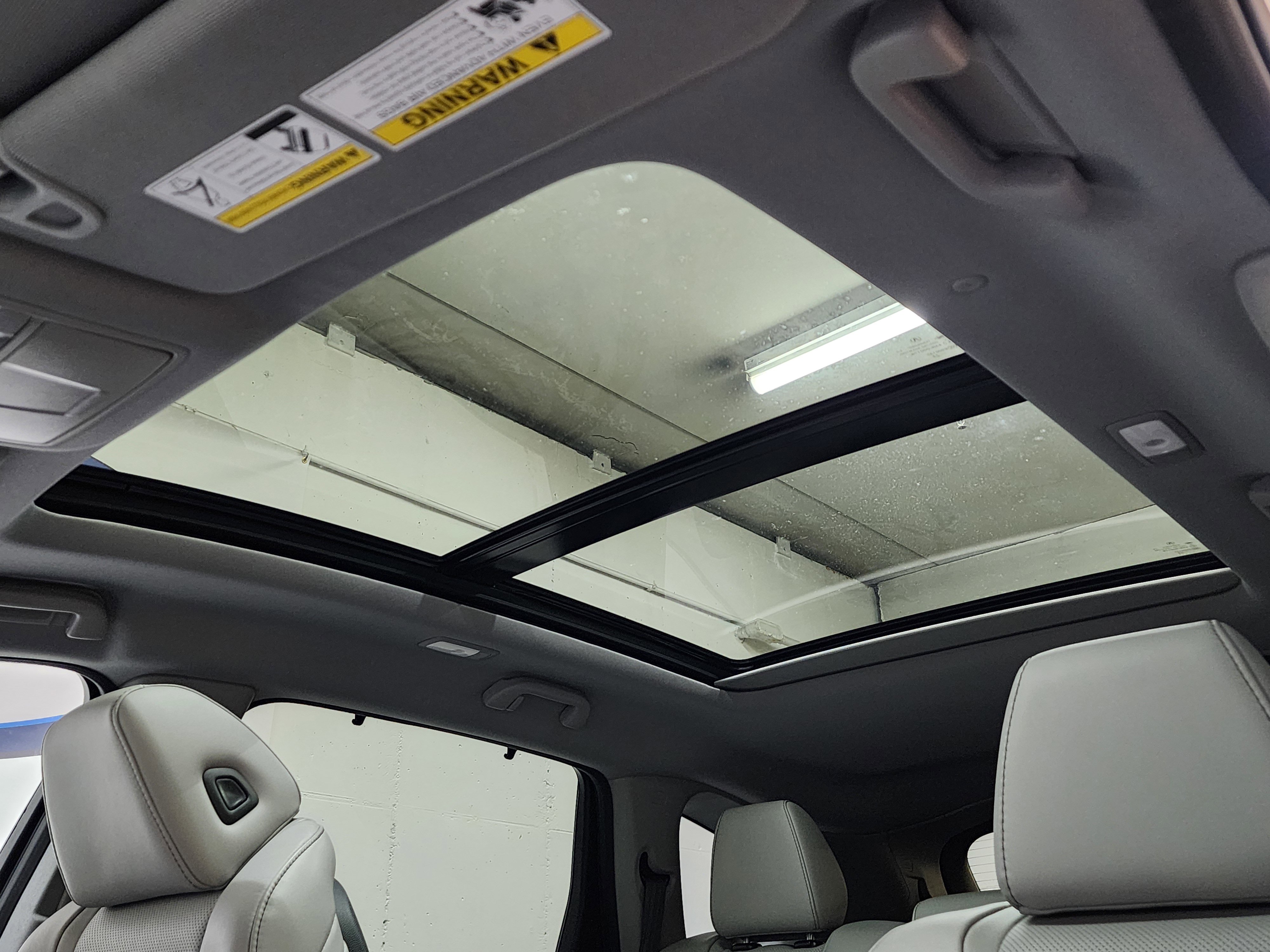 Used 2024 Acura MDX SH-AWD w/ Technology Package image 26