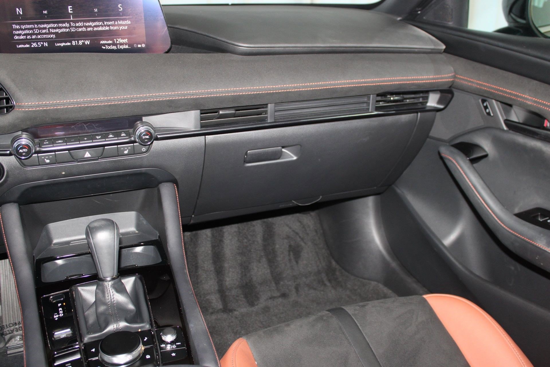 Used 2025 MAZDA MAZDA3 Carbon image 29