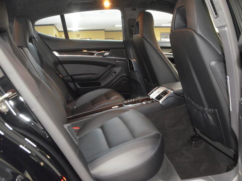 Used 2016 Porsche Panamera Turbo image 26