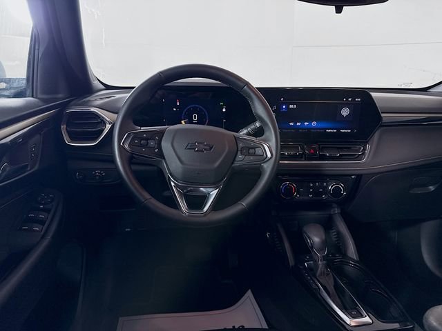 Used 2025 Chevrolet TrailBlazer ACTIV w/ Driver Confidence Package image 23