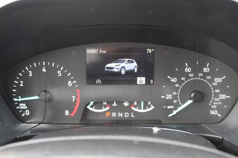 Used 2022 Ford Escape SE w/ SE Sport Appearance Package image 15