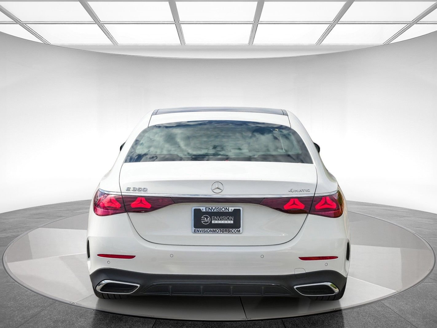 Certified 2024 Mercedes-Benz E 350 4MATIC Sedan image 3