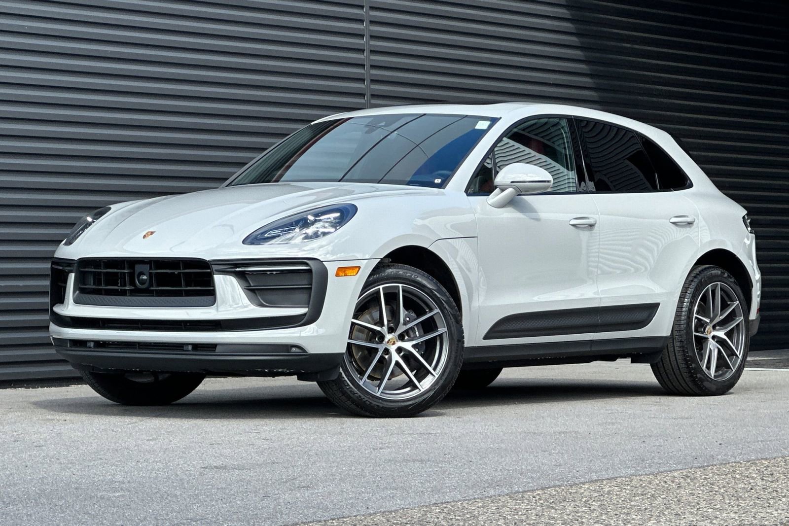 Used 2025 Porsche Macan