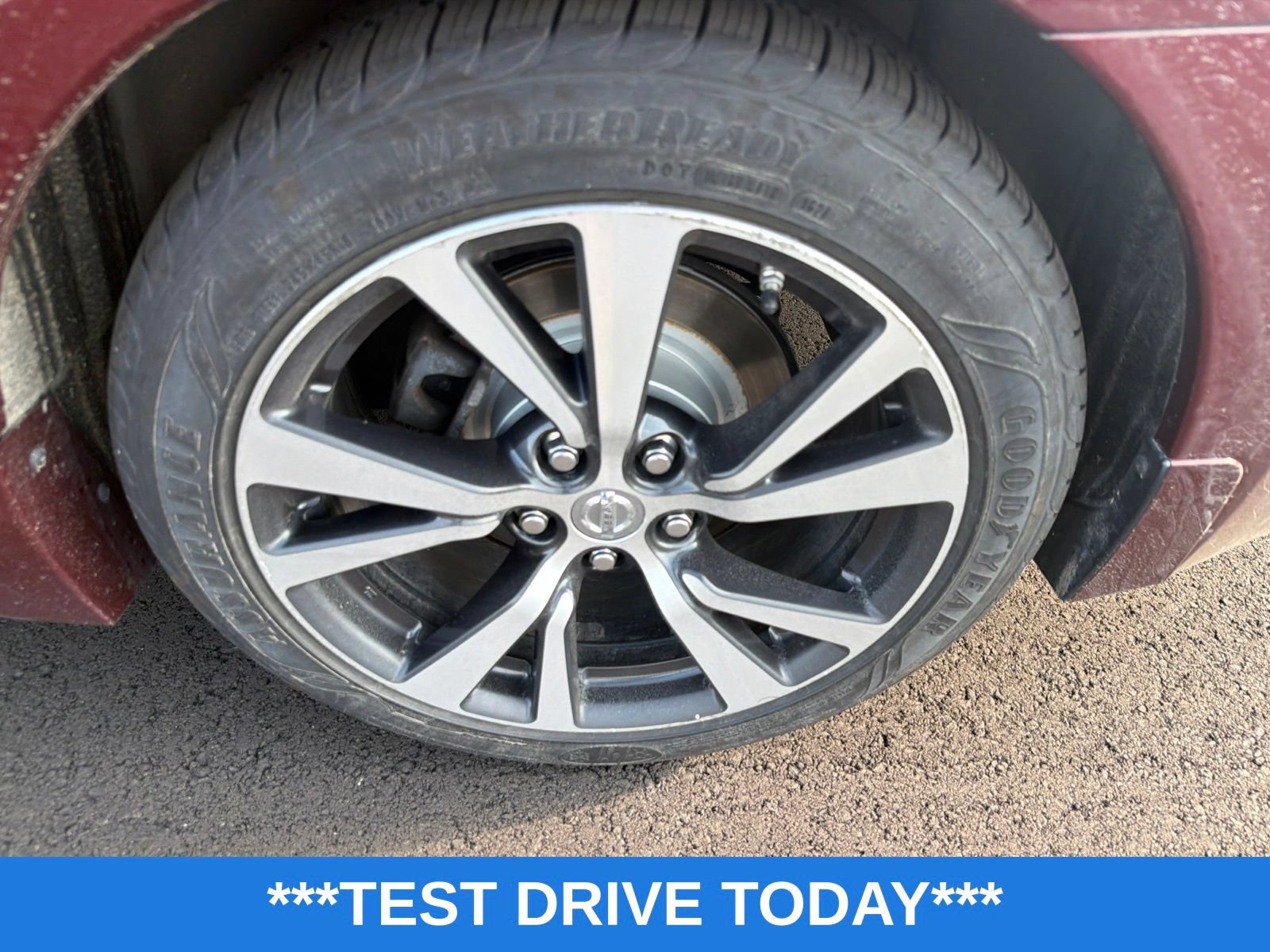 Used 2016 Nissan Maxima Platinum FWD image 12