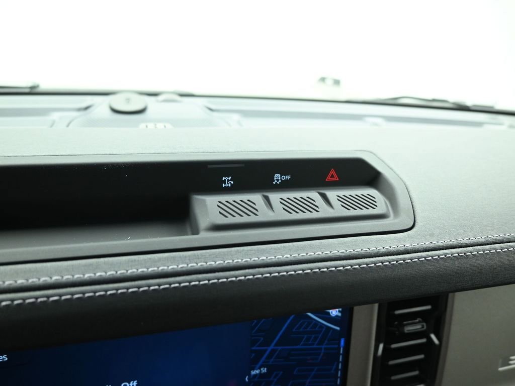 New 2026 Ford Bronco Outer Banks image 15