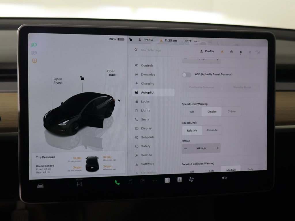 Used 2023 Tesla Model 3 Standard Range image 45