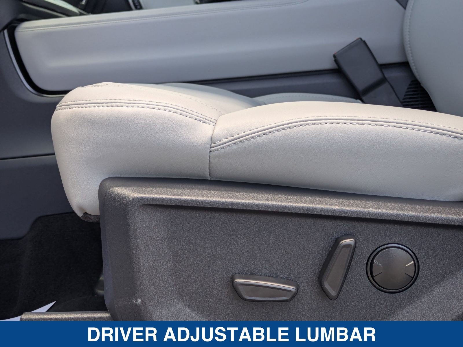 New 2027 Ford Expedition Active RWD image 28