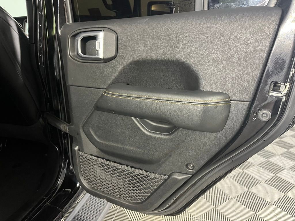 Used 2021 Jeep Wrangler Unlimited Sahara image 32