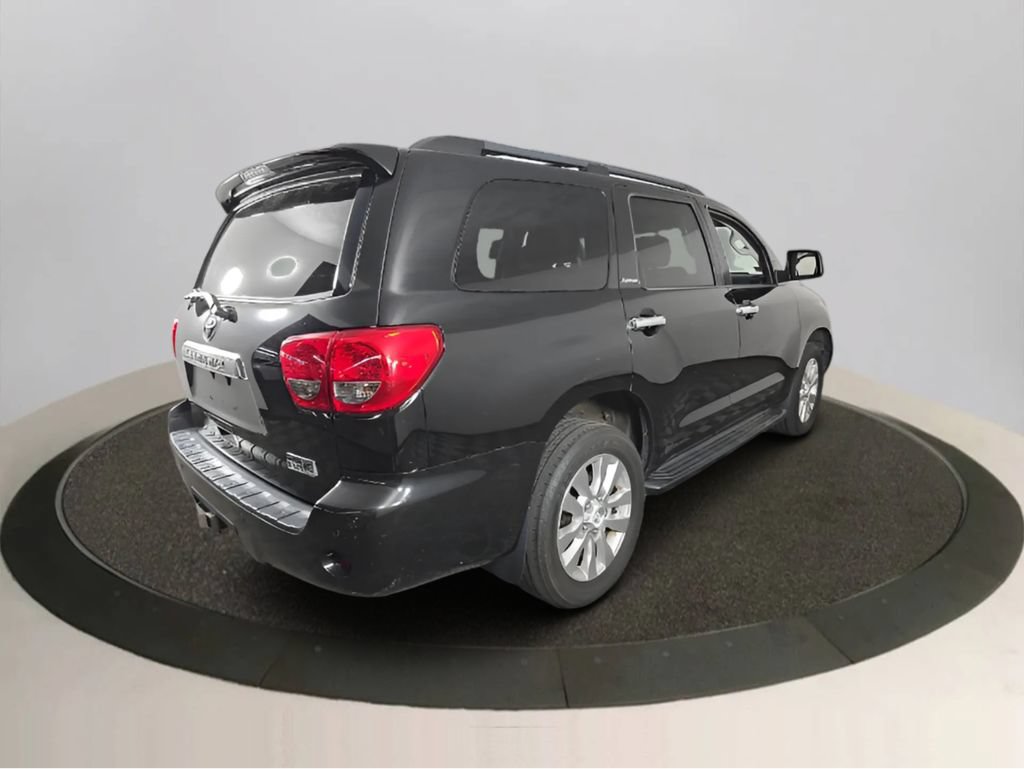 Used 2016 Toyota Sequoia Platinum AWD/4WD image 2