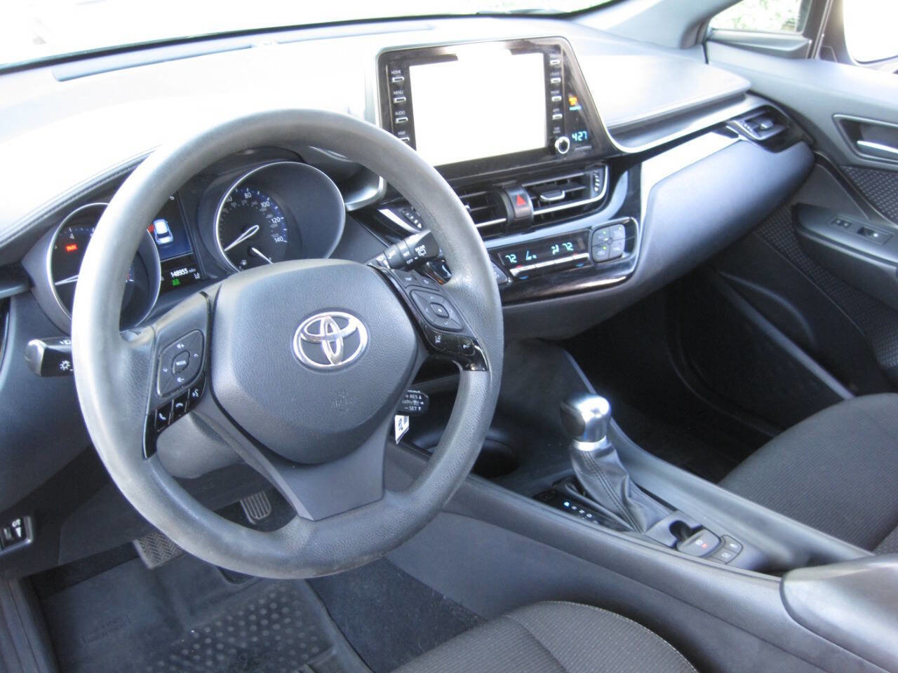 Used 2019 Toyota C-HR LE image 24