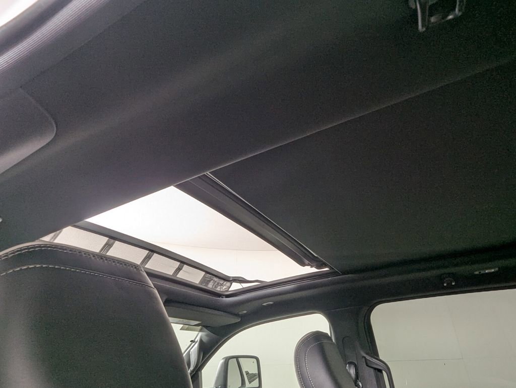 New 2026 RAM 1500 Limited image 32