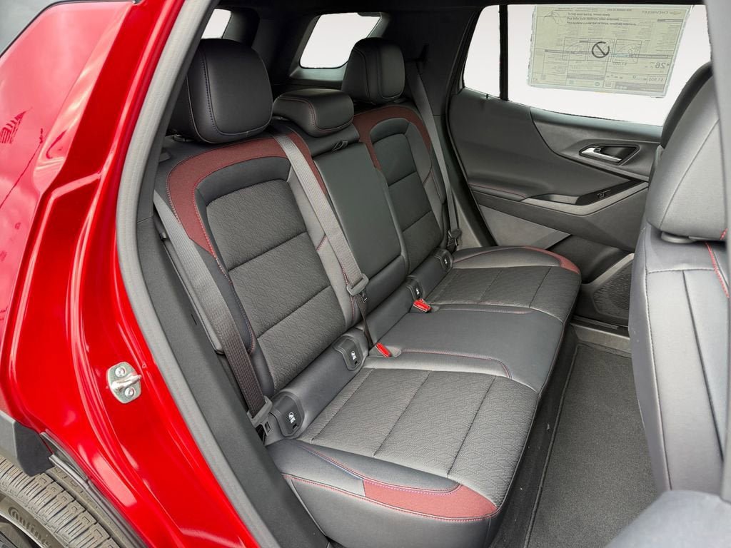 New 2026 Chevrolet Equinox RS w/ Convenience Package III AWD/4WD image 24