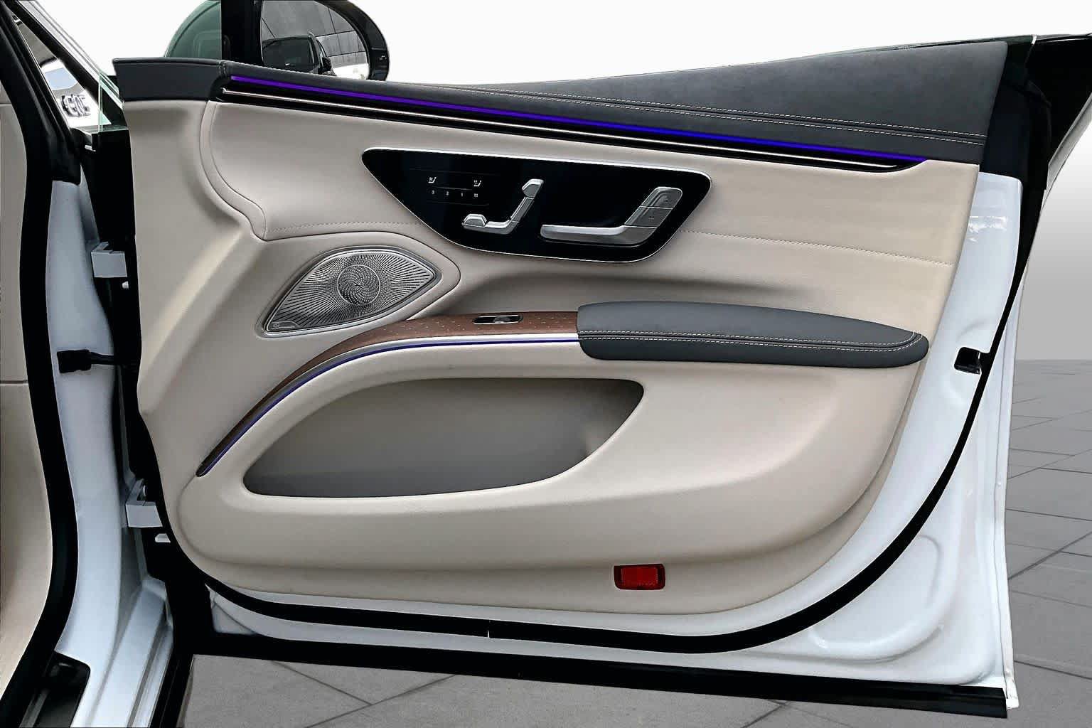Certified 2024 Mercedes-Benz EQS 450+ 4MATIC Sedan image 22