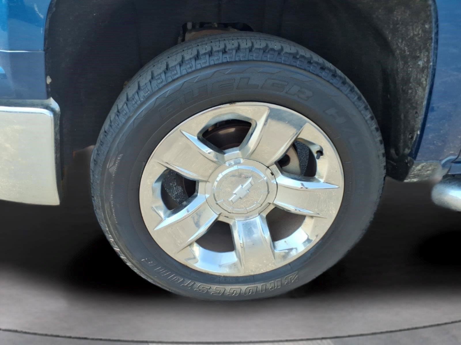 Used 2015 Chevrolet Silverado 1500 LTZ AWD/4WD image 9