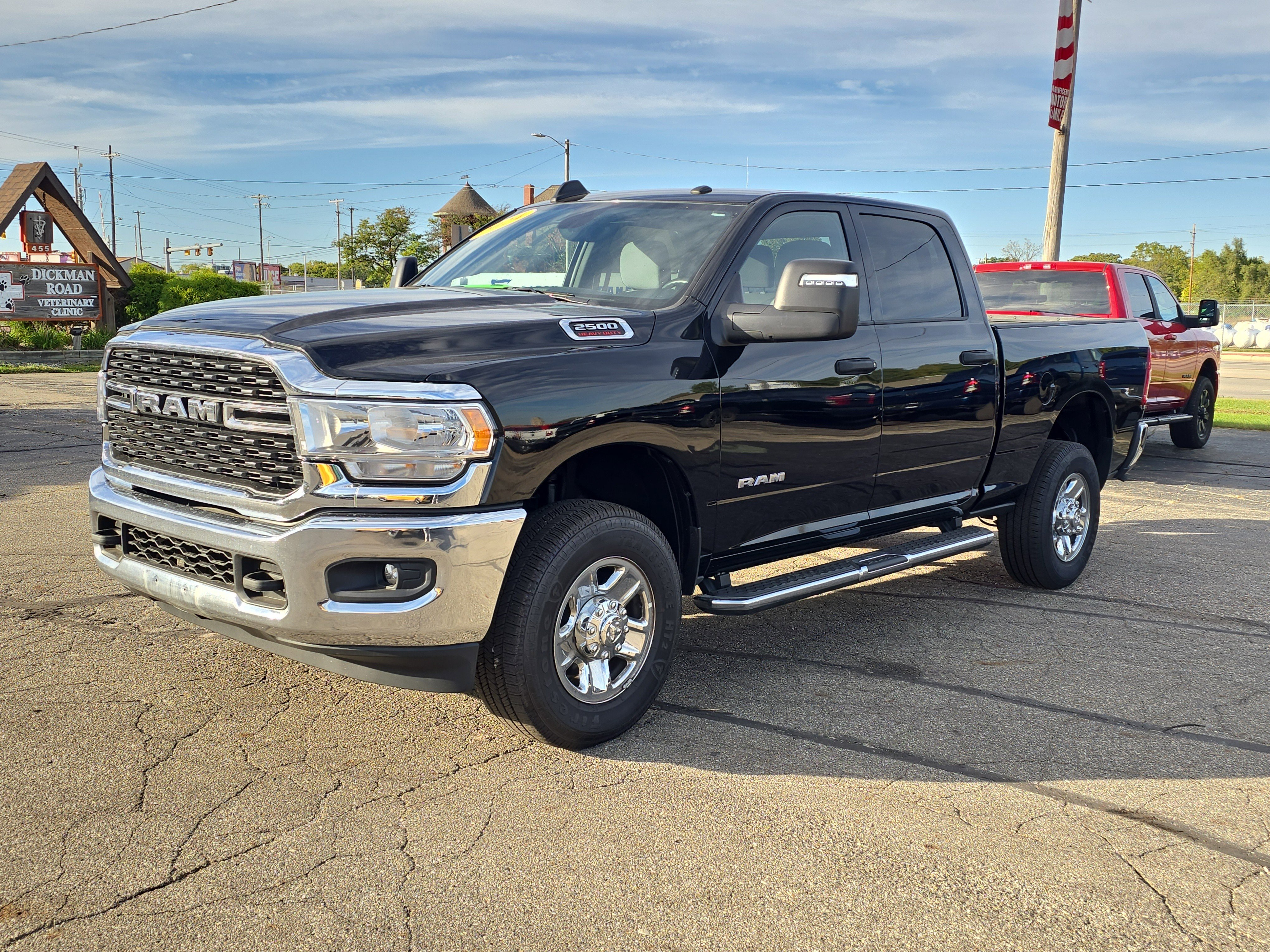 Used 2024 RAM 2500 Big Horn w/ Bed Utility Group image 2