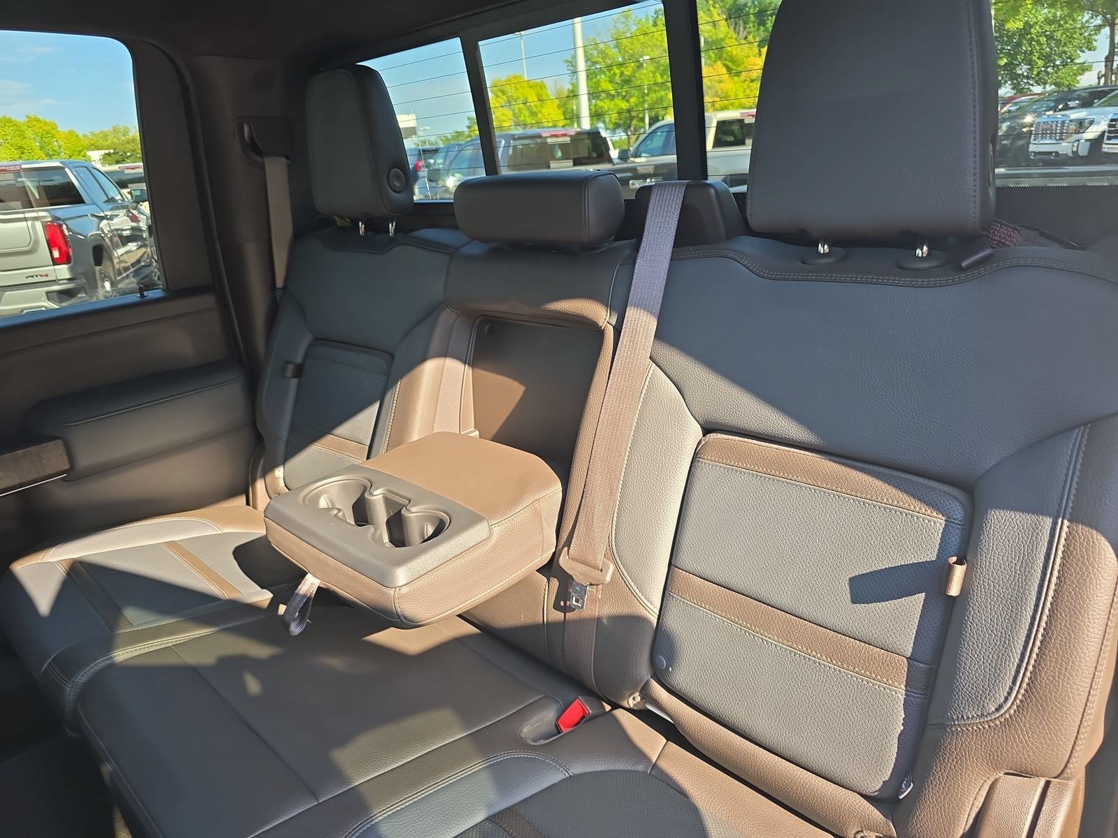 Used 2020 GMC Sierra 2500 Denali w/ Denali Ultimate Package AWD/4WD image 13