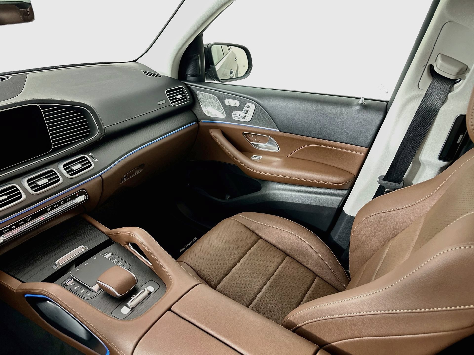 Used 2024 Mercedes-Benz GLS 450 4MATIC image 26