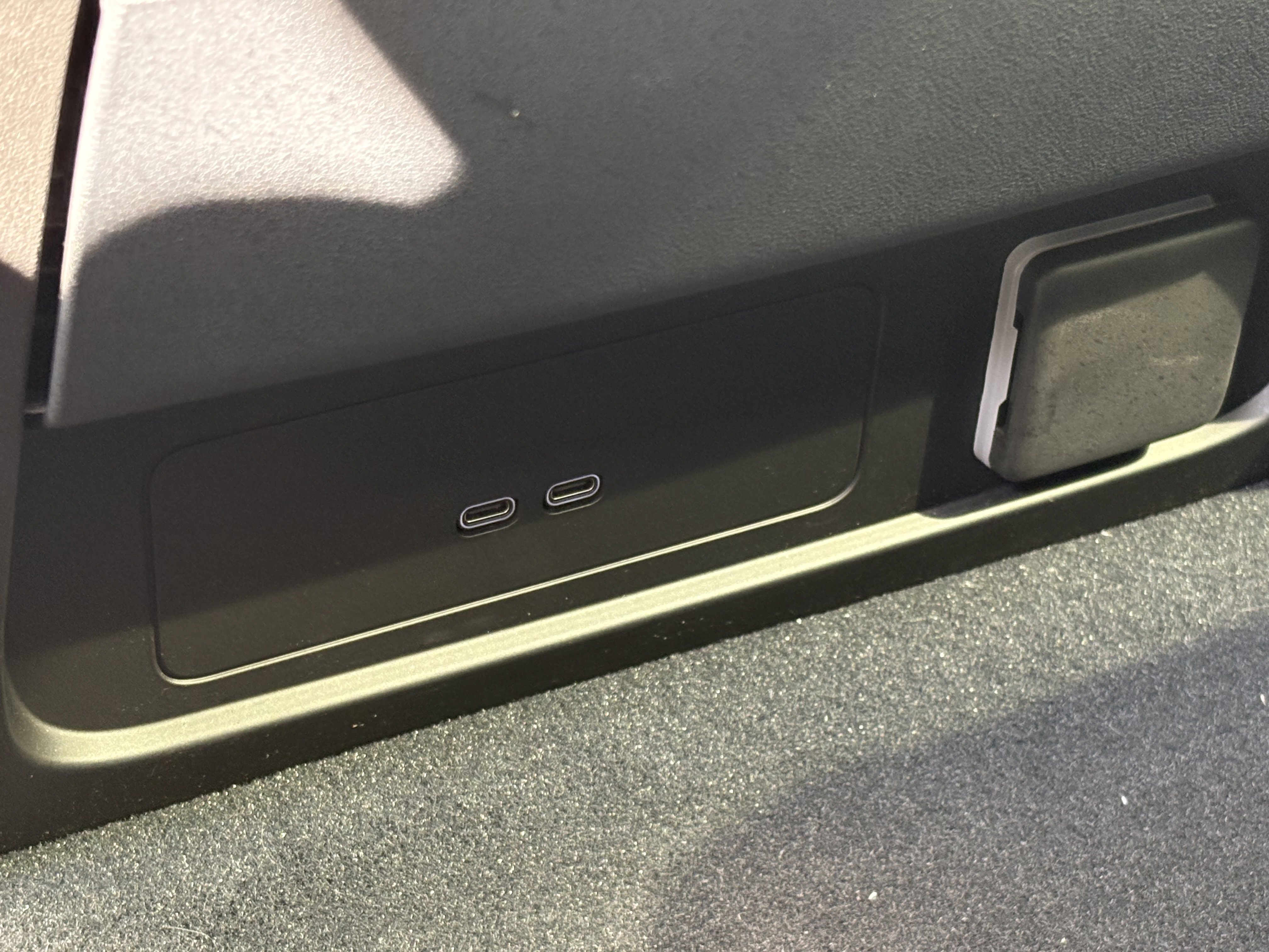 New 2025 Cadillac Escalade IQ Sport 2 w/ LPO, ONYX Package image 17