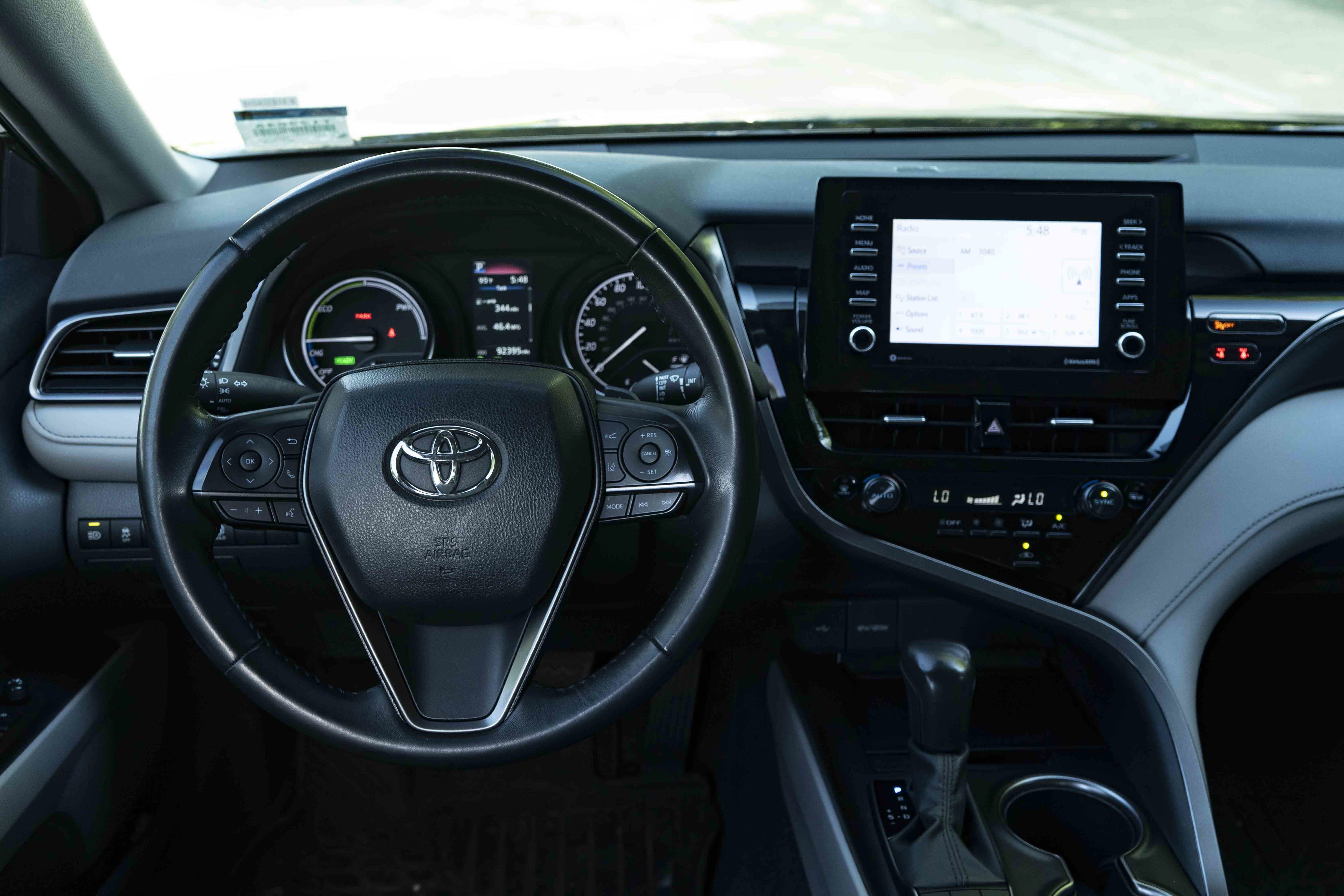 Used 2024 Toyota Camry SE FWD image 19