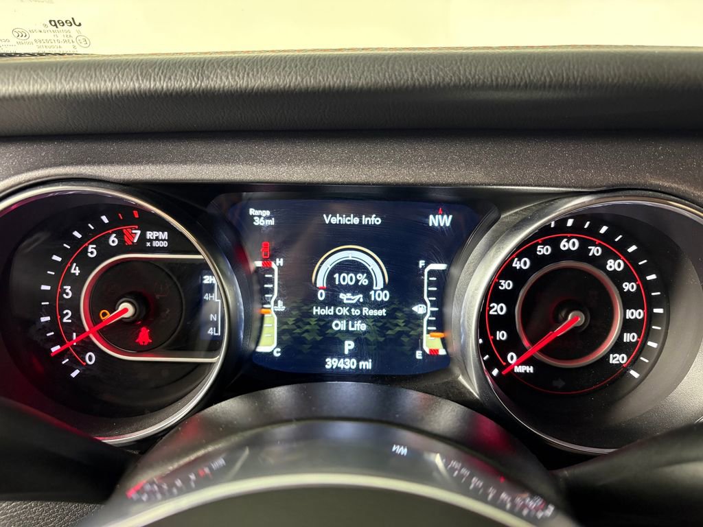 Used 2021 Jeep Gladiator Mojave AWD/4WD image 14
