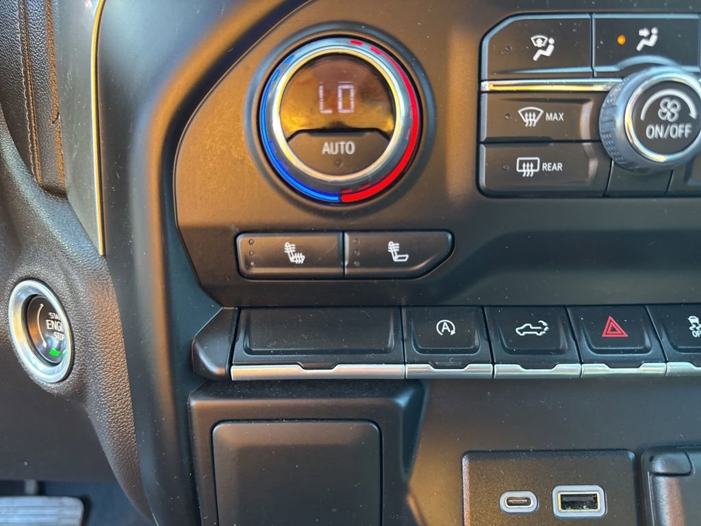 Used 2022 Chevrolet Silverado 1500 LT image 40
