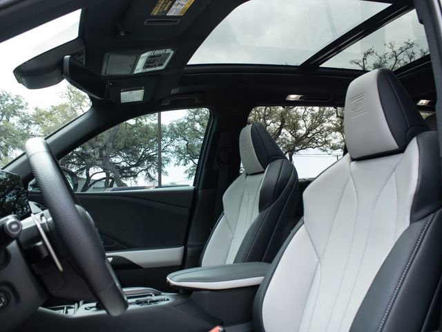 Used 2025 Lexus TX 350 AWD w/ Technology Package image 7