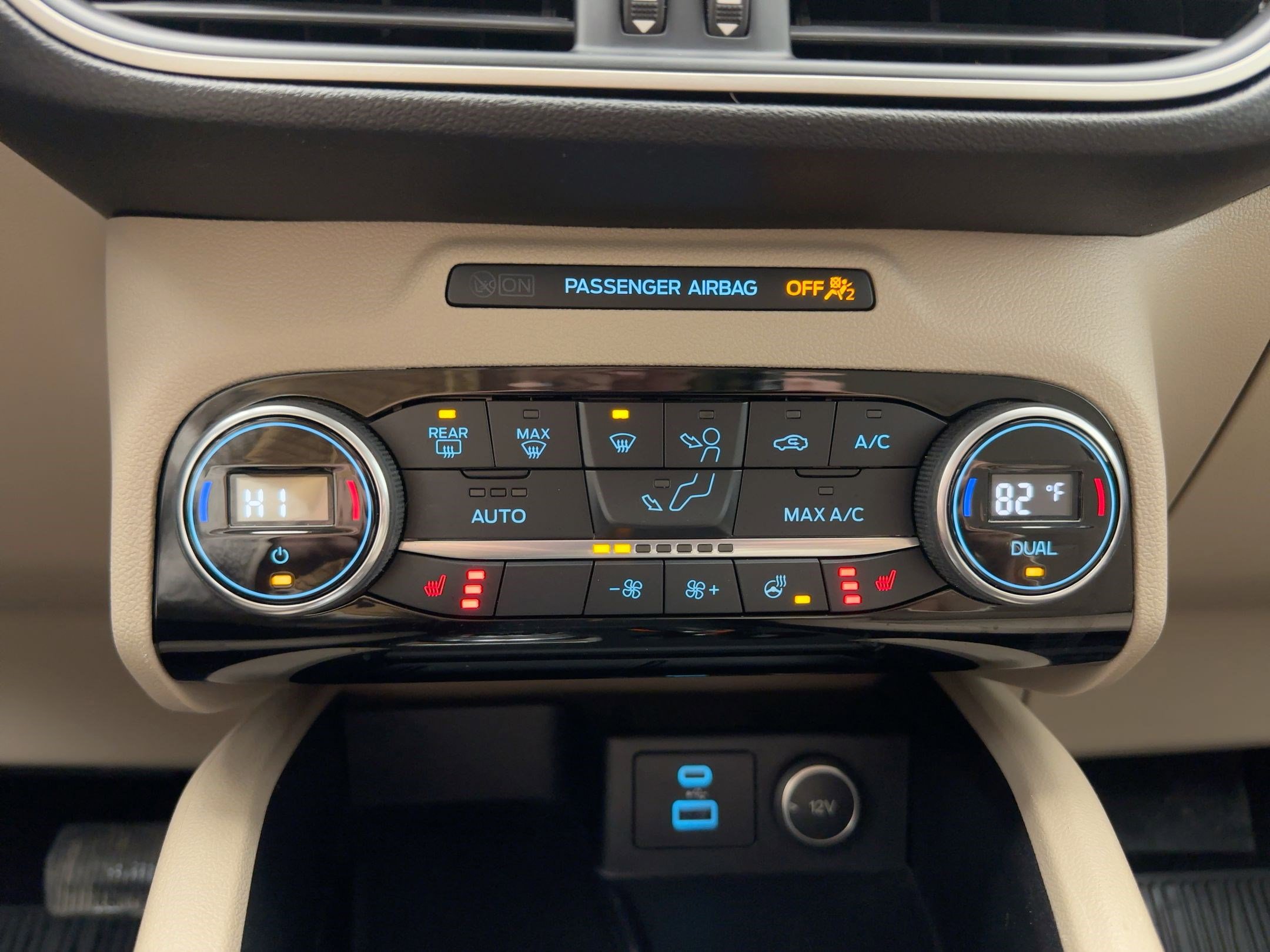 Used 2021 Ford Escape SEL w/ Technology Package image 17