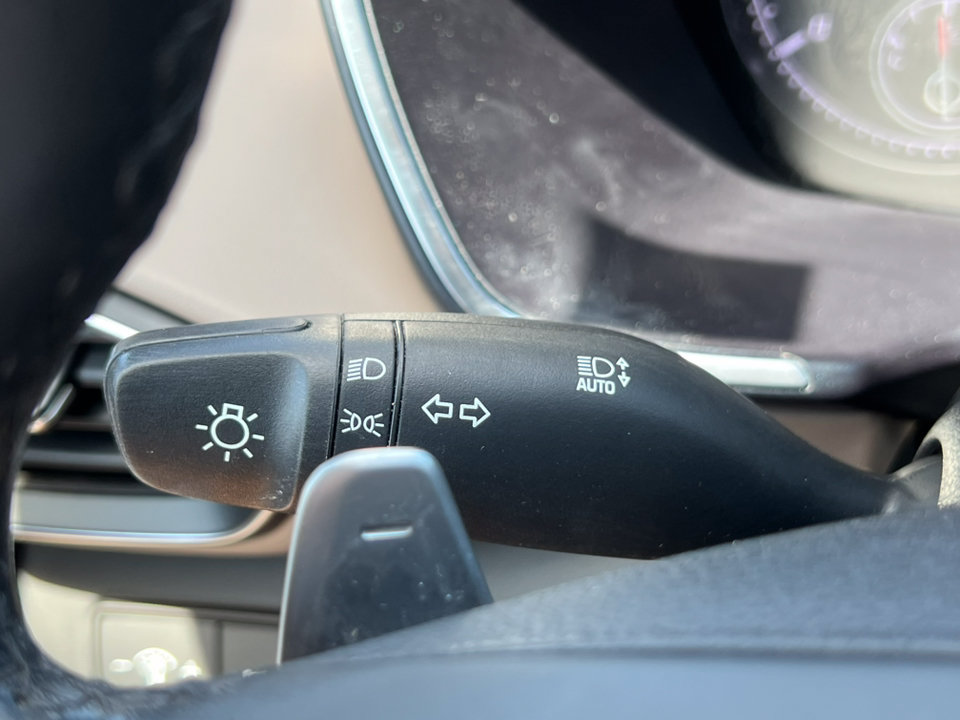 Used 2023 Hyundai Santa Fe SEL AWD/4WD image 16