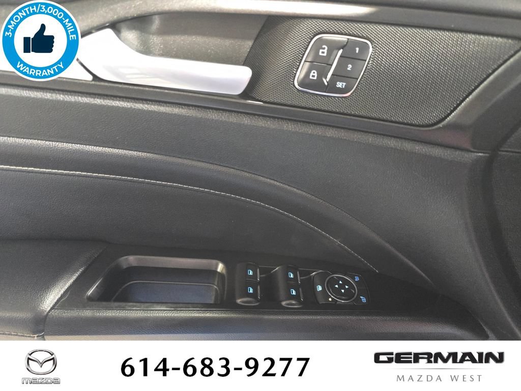 Used 2017 Ford Fusion Titanium FWD image 28
