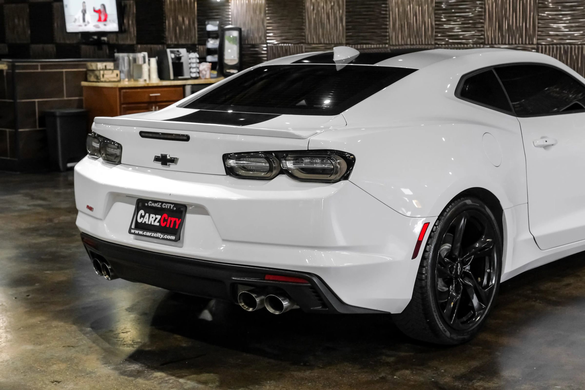 Used 2022 Chevrolet Camaro LT w/ RS Package RWD image 11