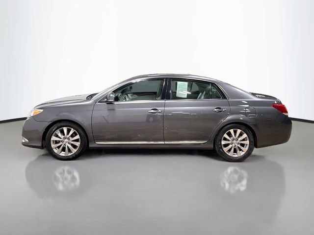 Used 2012 Toyota Avalon Limited image 10