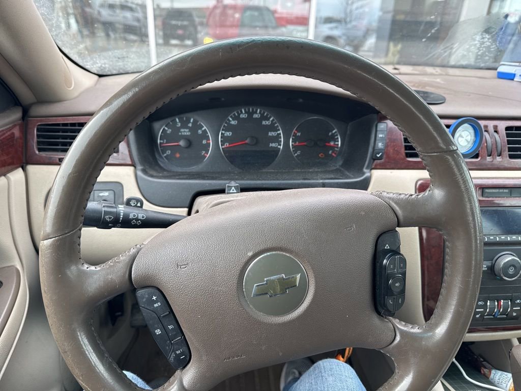 Used 2006 Chevrolet Impala LTZ image 13