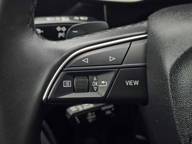 Certified 2025 Audi Q3 2.0T Premium Plus w/ Premium Plus Package AWD/4WD image 32