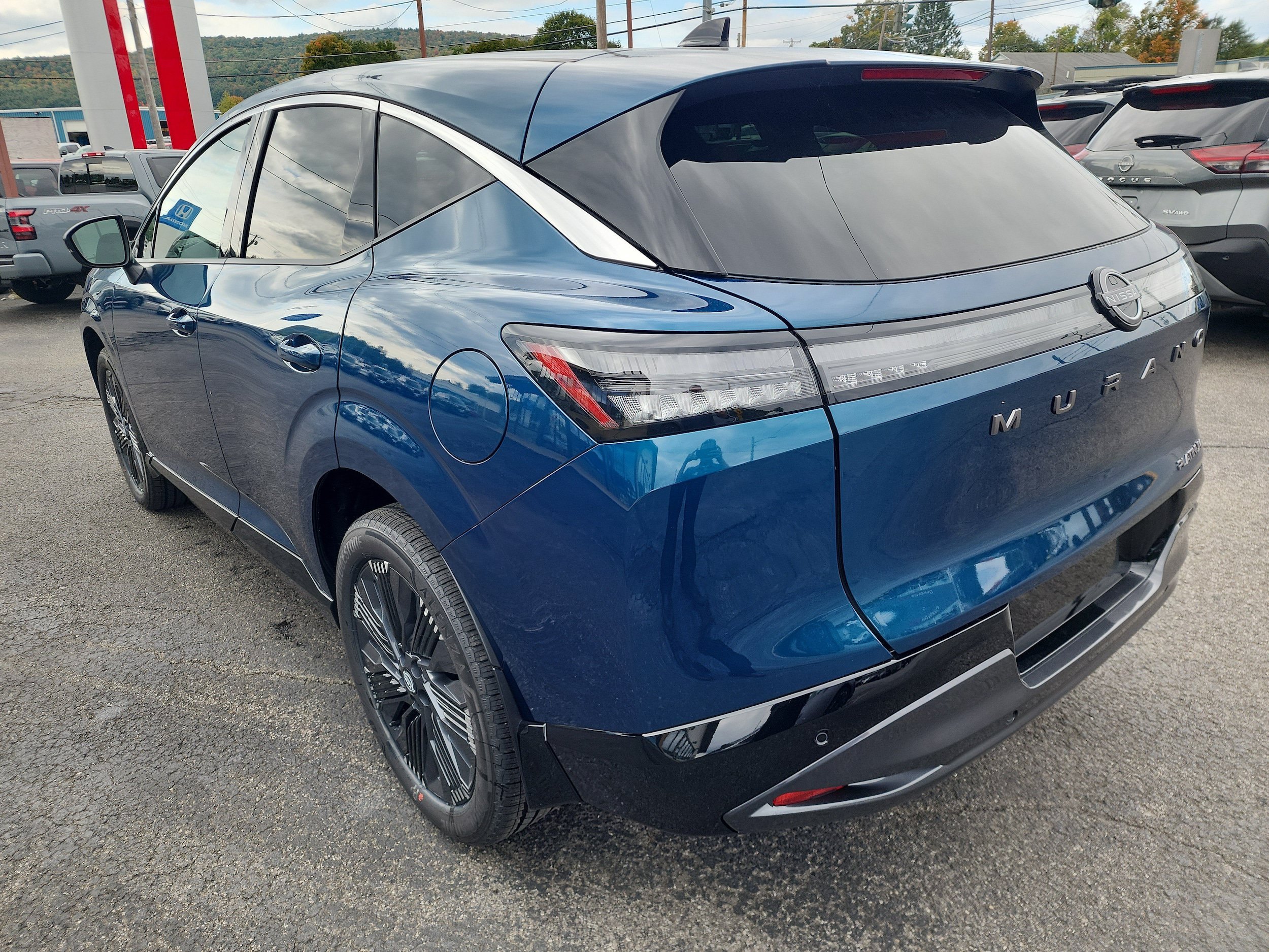 New 2027 Nissan Murano Platinum w/ Cargo Package AWD/4WD image 6