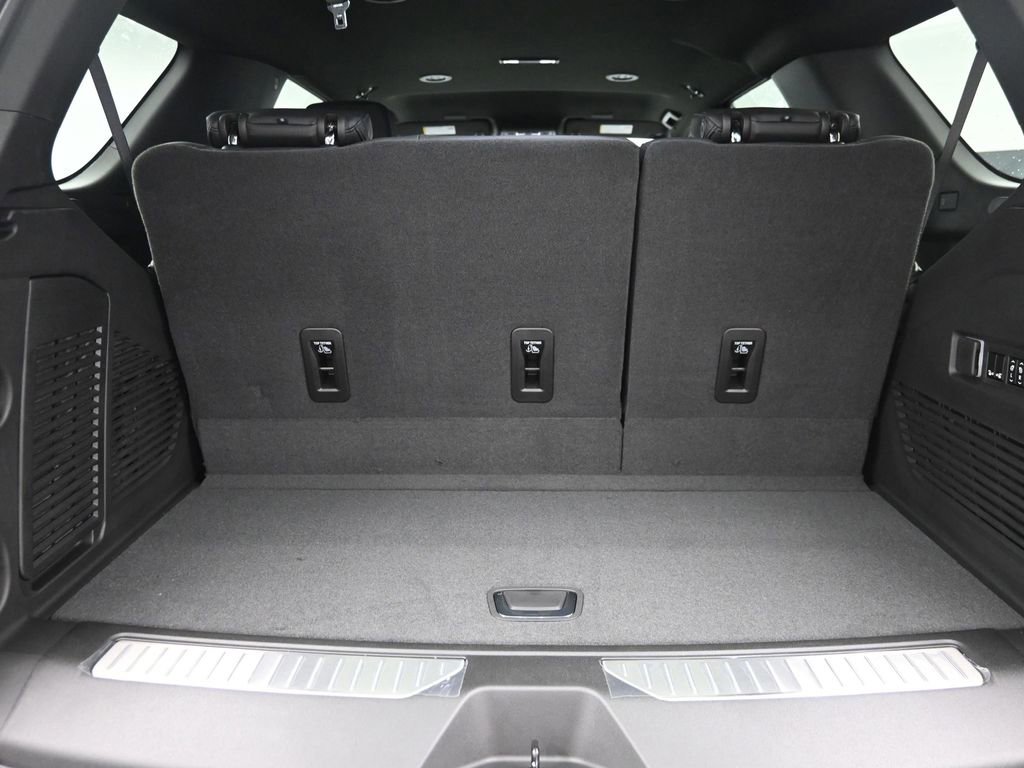 New 2026 GMC Yukon Denali AWD/4WD image 11