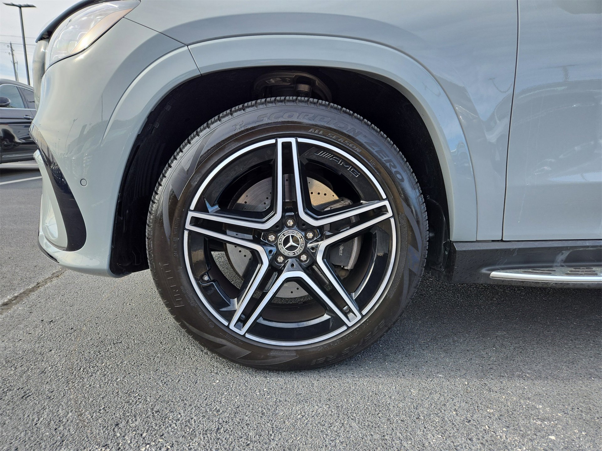 Certified 2025 Mercedes-Benz GLS 450 GLS 450 image 40