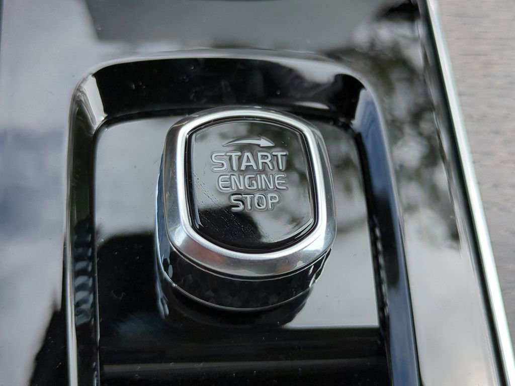 New 2026 Volvo XC90 B6 Ultra w/ Lounge Package AWD/4WD image 28